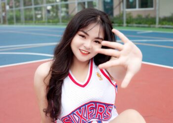 Bỏng mắt trước thân hình quyến rũ, ‘vạn người mê’ của hot girl Phương Vy