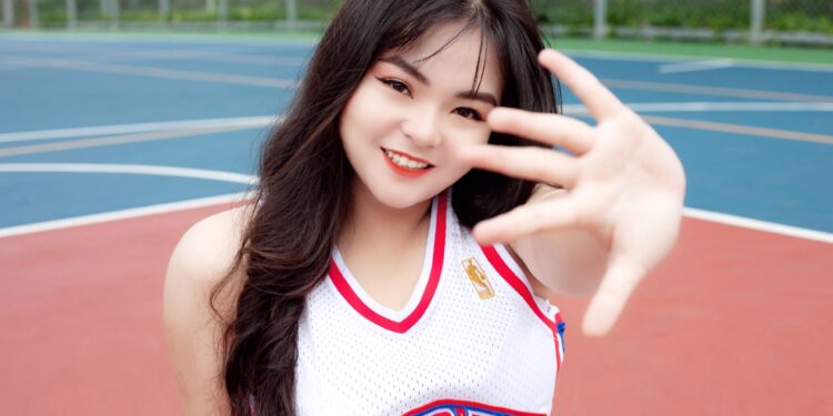 Bỏng mắt trước thân hình quyến rũ, ‘vạn người mê’ của hot girl Phương Vy